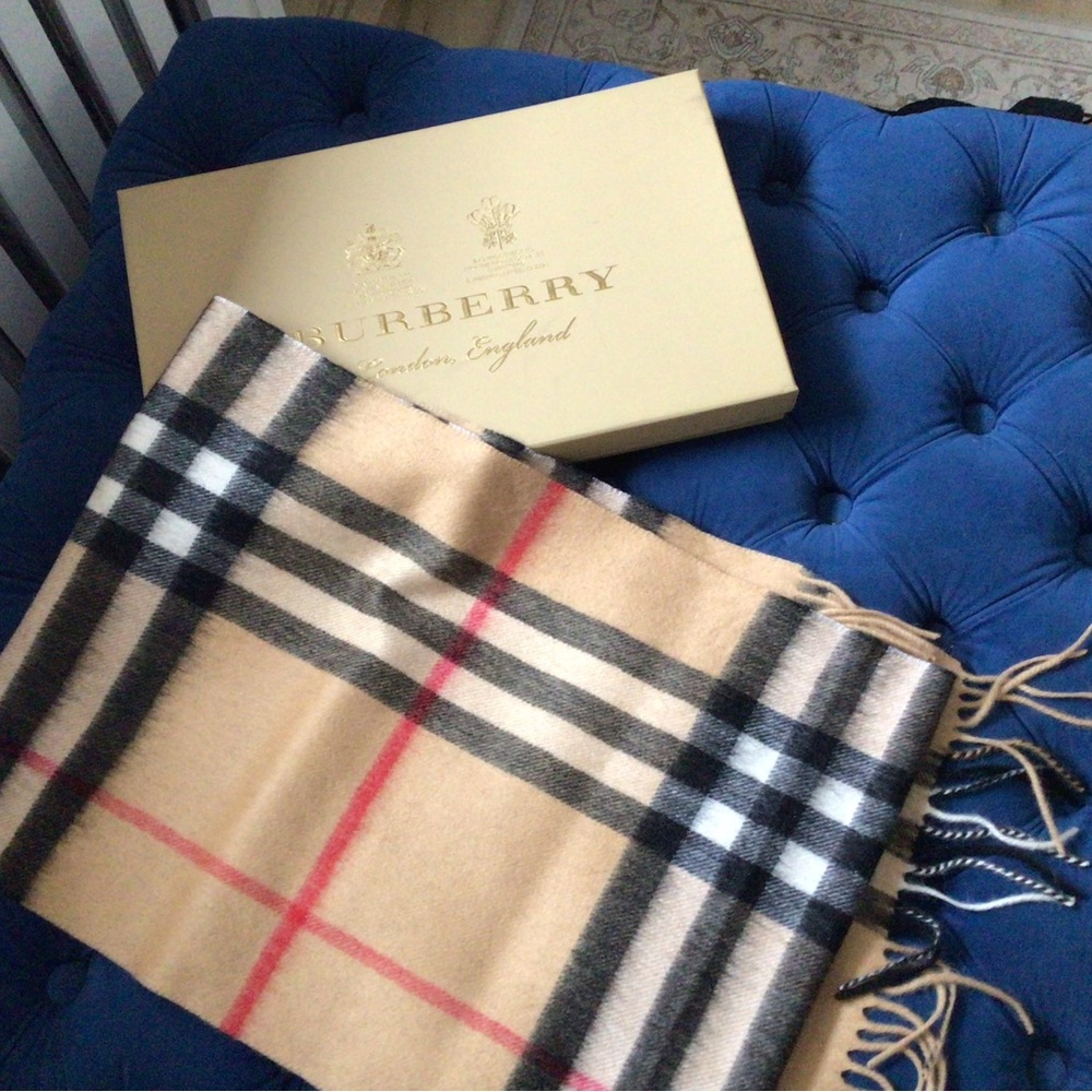 Burberry scarf